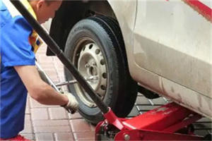 蕲春附近拖车24小时服务热线电话