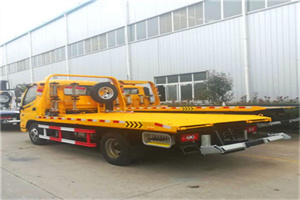 蕲春附近拖车救援搭电